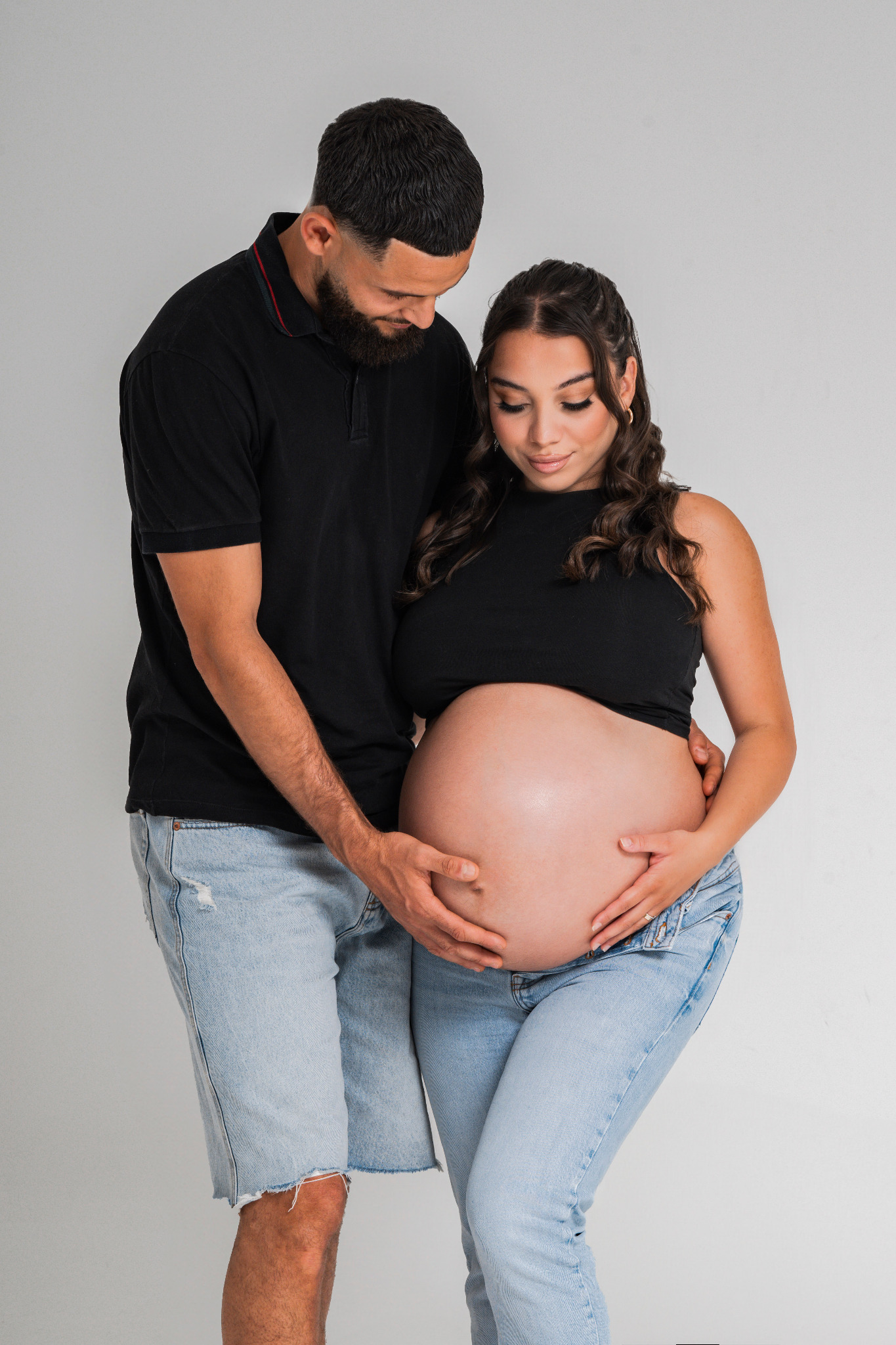 Séance photo grossesse Yanis et Yasmine à Mandc Studio Photo